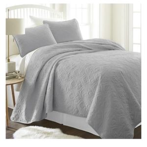 Merit linen premium ultra soft damask pattern quilted coverlet set